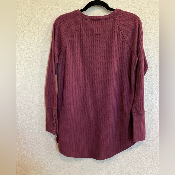 Chasor long sleeve top burgundy size medium - Picture 2 of 4